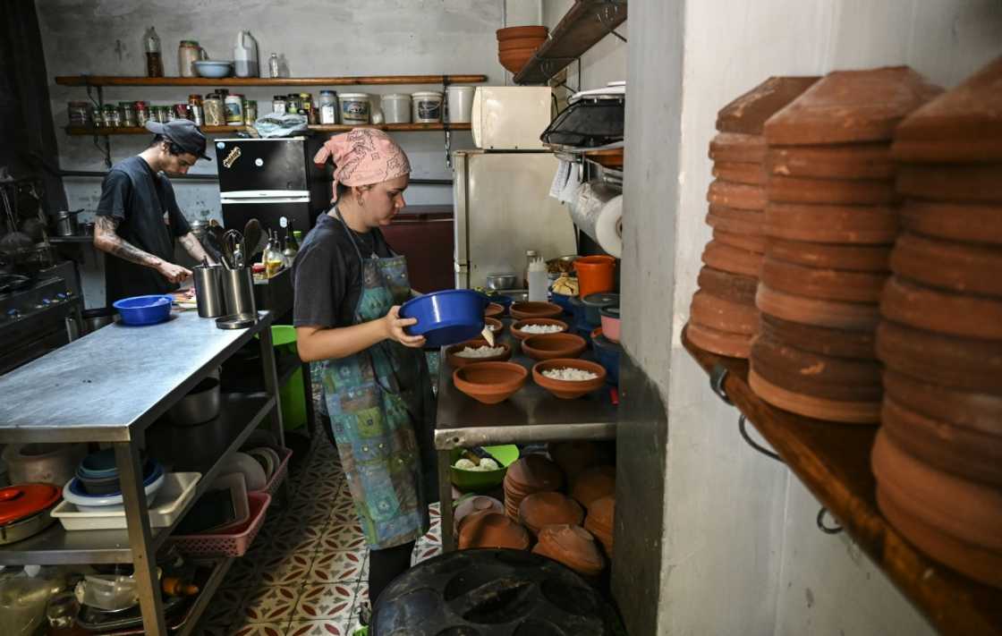 About 22 percent of Cuba's small enterprises are in construction, 19 percent in gastronomy and tourism and 12 in industrial food production About 22 percent of Cuba's small enterprises are in construction, 19 percent in gastronomy and tourism and 12 in industrial food production