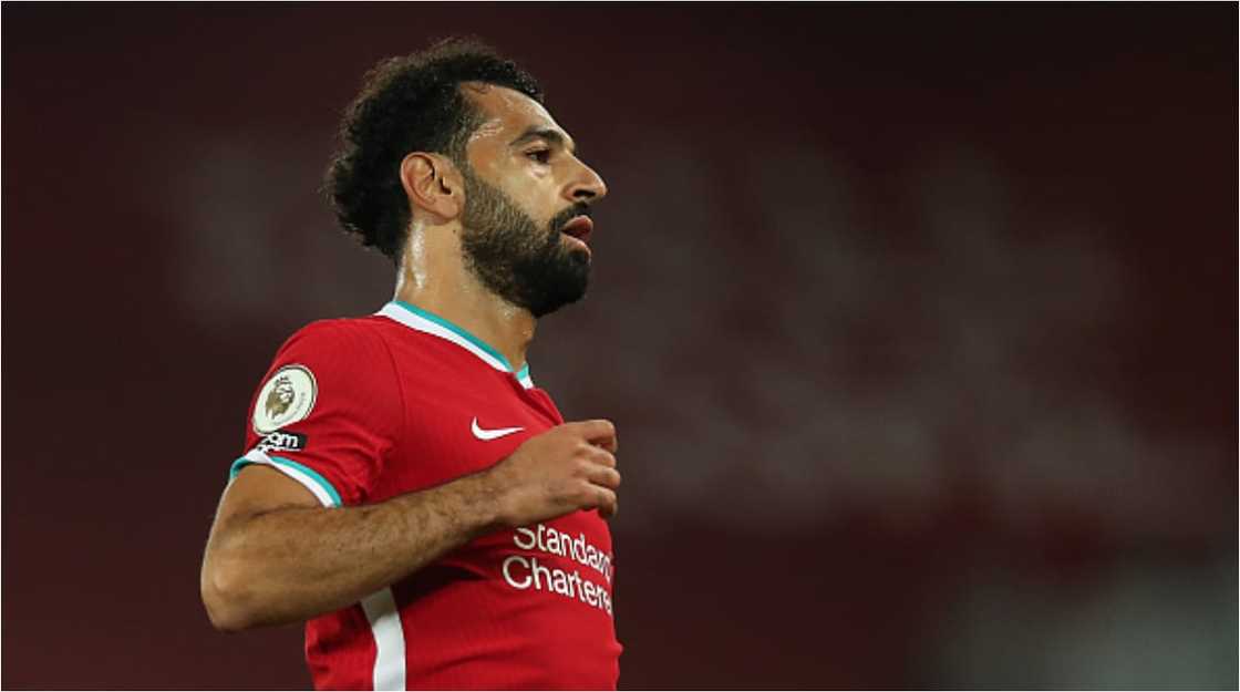 Mohamed Salah saves homeless man from being harassed by yobs, hands him £100