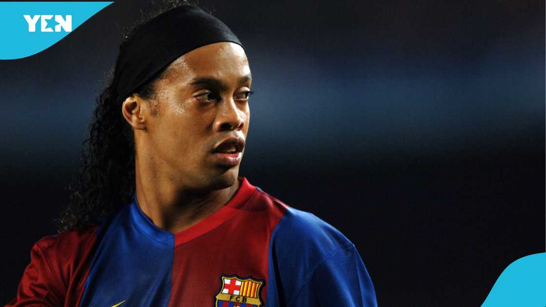 Ronaldinho Picks the Two Most Difficult Defenders of His Career