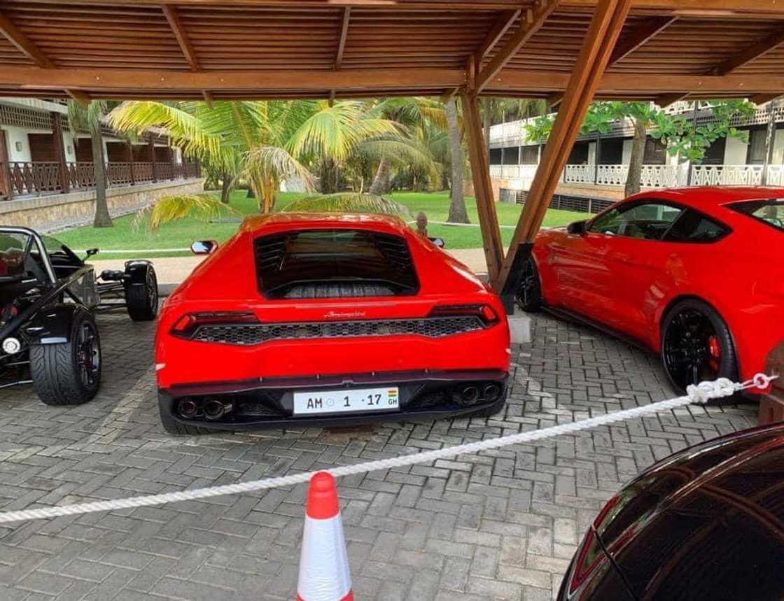 Ato Mould possessed a lot of super cars Ato Mould possessed a lot of super cars