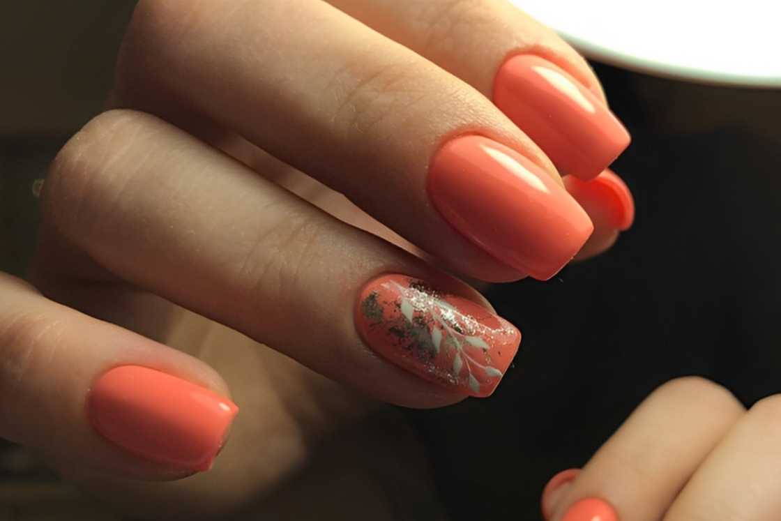 Coral orange nails Coral orange nails
