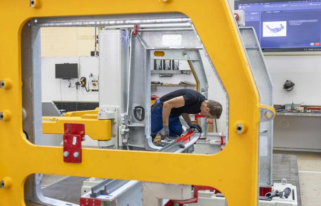 The Paris region is among Doppelmayr's newest customers, with a 4.5-kilometre (2.8-mile) ropeway project that will connect two suburbs The Paris region is among Doppelmayr's newest customers, with a 4.5-kilometre (2.8-mile) ropeway project that will connect two suburbs