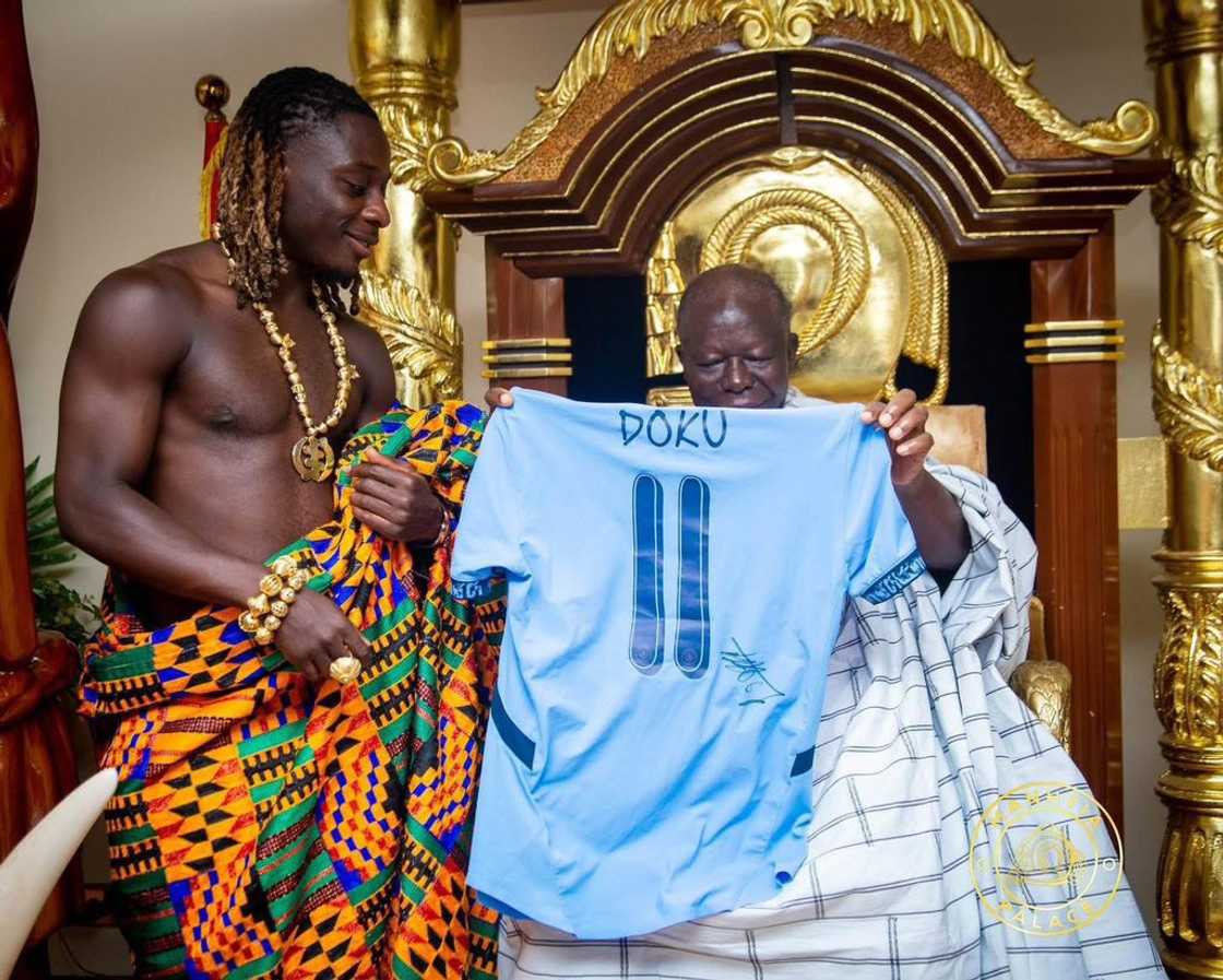 Manchester City winger Jeremy Doku, City Chief fan account Manchester City, Jeremy Doku Man City form, Jeremy Doku African heritage, Jeremy Doku Pep Guardiola player, Asantehene blessing Manchester City player, Jeremy Doku's stats Manchester City winger Jeremy Doku, City Chief fan account Manchester City, Jeremy Doku Man City form, Jeremy Doku African heritage, Jeremy Doku Pep Guardiola player, Asantehene blessing Manchester City player, Jeremy Doku's stats