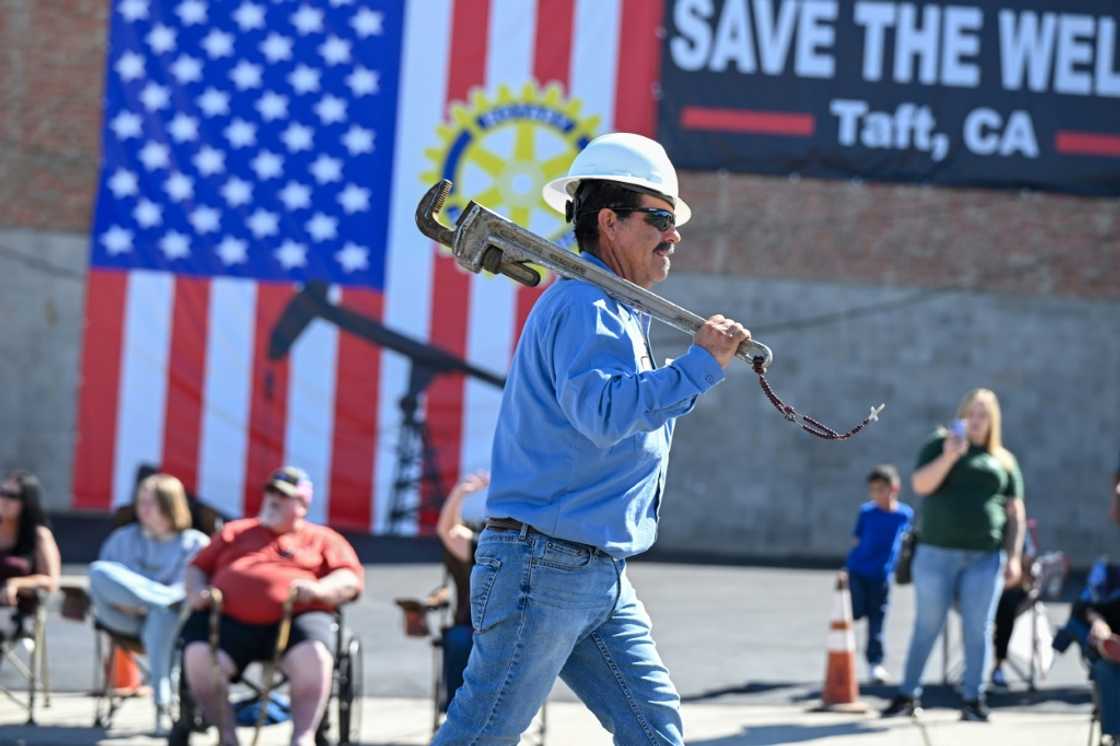 Some of Taft's 7,000 residents are anticipating a comeback for the petroleum industry in California Some of Taft's 7,000 residents are anticipating a comeback for the petroleum industry in California