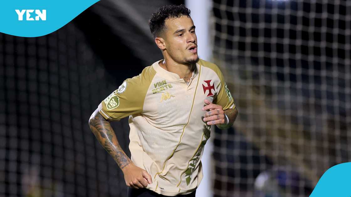 Philippe Coutinho of Vasco da Gama celebrates after scoring the team's second goal during the match between Vasco Da Gama and Atletico Mineiro as part of Brasileirao 2024 at Sao Januario Stadium on December 04, 2024 in Rio de Janeiro, Brazil Philippe Coutinho of Vasco da Gama celebrates after scoring the team's second goal during the match between Vasco Da Gama and Atletico Mineiro as part of Brasileirao 2024 at Sao Januario Stadium on December 04, 2024 in Rio de Janeiro, Brazil