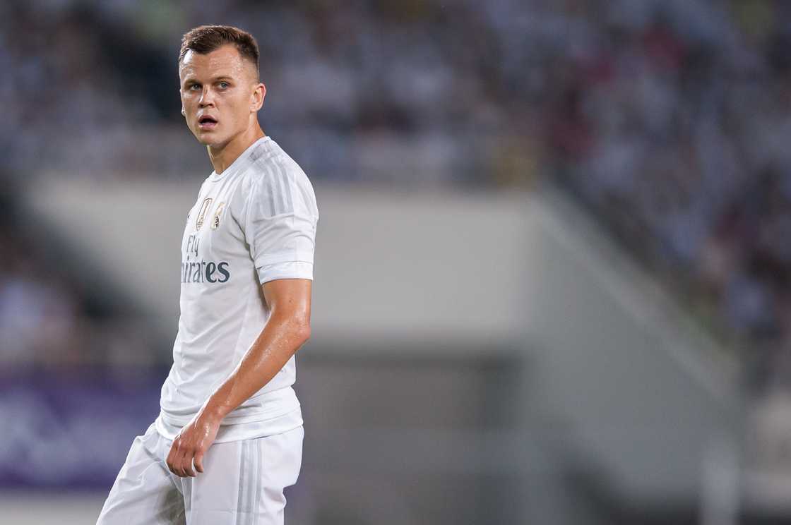 Zinedine Zidane Denis Cheryshev, Villarreal Denis Cheryshev, Sevilla loan Denis Cheryshev, Russian footballers abroad, La Liga transfers, Panionios Athens Denis Cheryshev, Real Madrid academy graduates, footballer career decisions, Cheryshev goals
