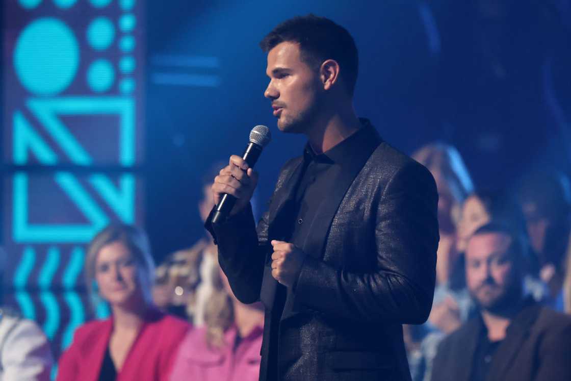 blacklisted celebrities blacklisted celebrities