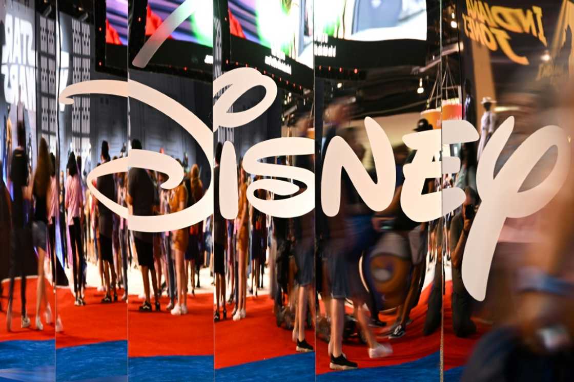 According to its 2021 annual report, the Disney group employed 190,000 people worldwide as of October 2 of that year According to its 2021 annual report, the Disney group employed 190,000 people worldwide as of October 2 of that year