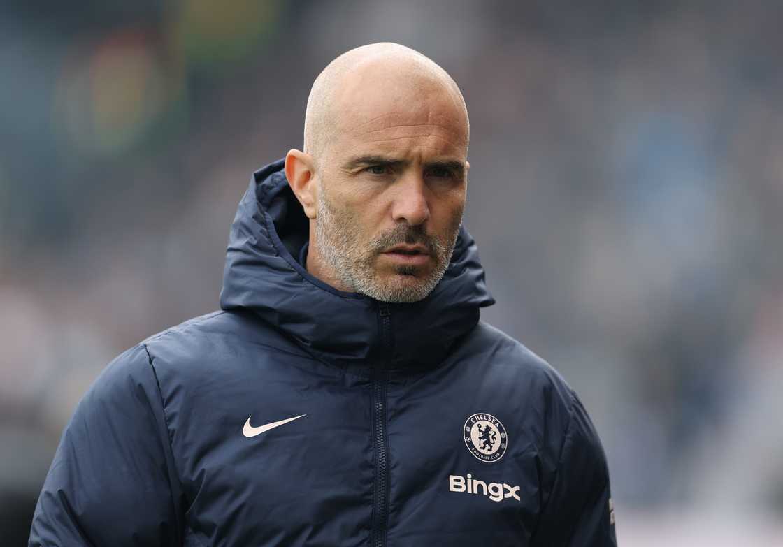 Enzo Maresca, Manager of Chelsea, reacts during the Premier League match between Fulham FC and Chelsea FC at Craven Cottage on April 20, 2025 in London, England Enzo Maresca, Manager of Chelsea, reacts during the Premier League match between Fulham FC and Chelsea FC at Craven Cottage on April 20, 2025 in London, England