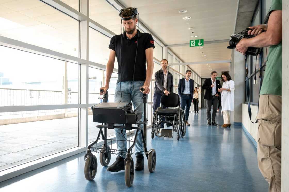 In May a man paralysed in a motorcycle accident regained the ability to walk thanks to implants In May a man paralysed in a motorcycle accident regained the ability to walk thanks to implants