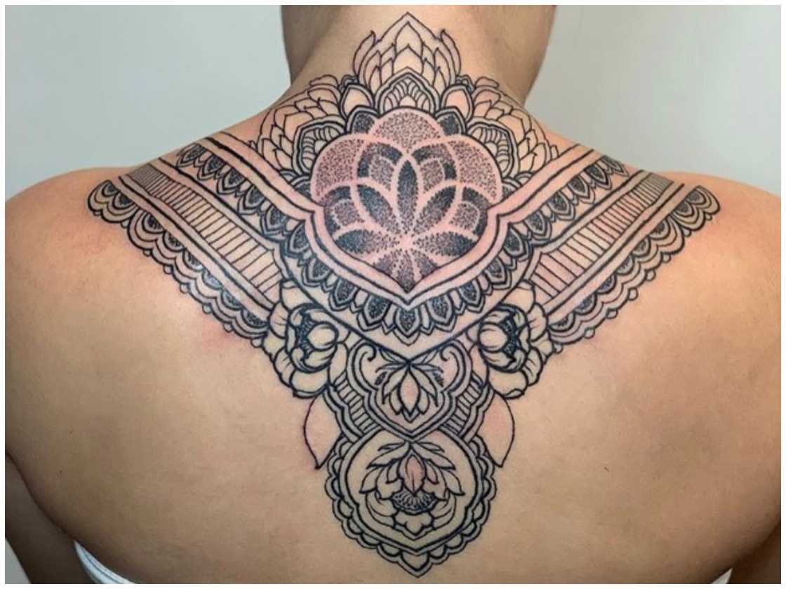 Back tattoos for women Back tattoos for women