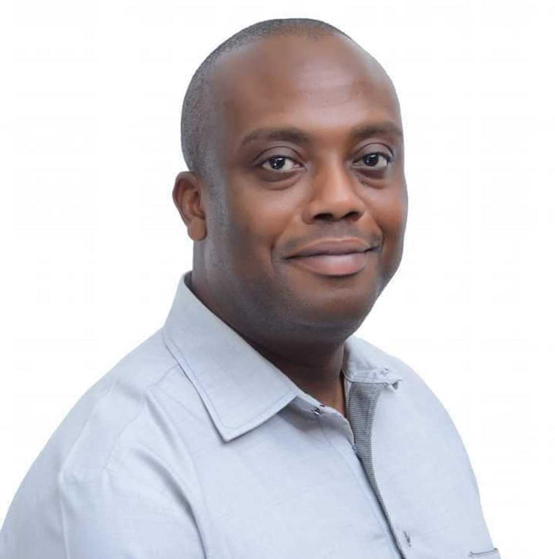 The MP for Asuogyaman has passionately appealed to parliament to sit twice a week, says the rising cost of fuel is killing MPs The MP for Asuogyaman has passionately appealed to parliament to sit twice a week, says the rising cost of fuel is killing MPs