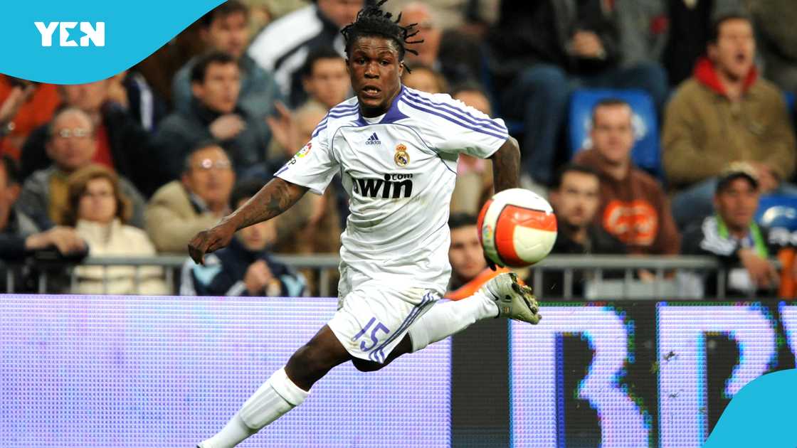 Former Real Madrid star, Royston Drenthe, Drenthe suffers stroke, Drenthe hospitalised, Drenthe retires, Drenthe's playing career, Royston Drenthe's clubs. Former Real Madrid star, Royston Drenthe, Drenthe suffers stroke, Drenthe hospitalised, Drenthe retires, Drenthe's playing career, Royston Drenthe's clubs.