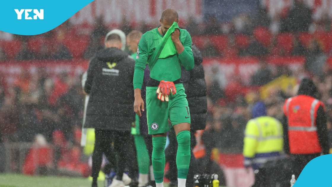 Robert Sanchez red card, Manchester United beat Chelsea, Manchester United 2-1 Chelsea. Robert Sanchez red card, Manchester United beat Chelsea, Manchester United 2-1 Chelsea.