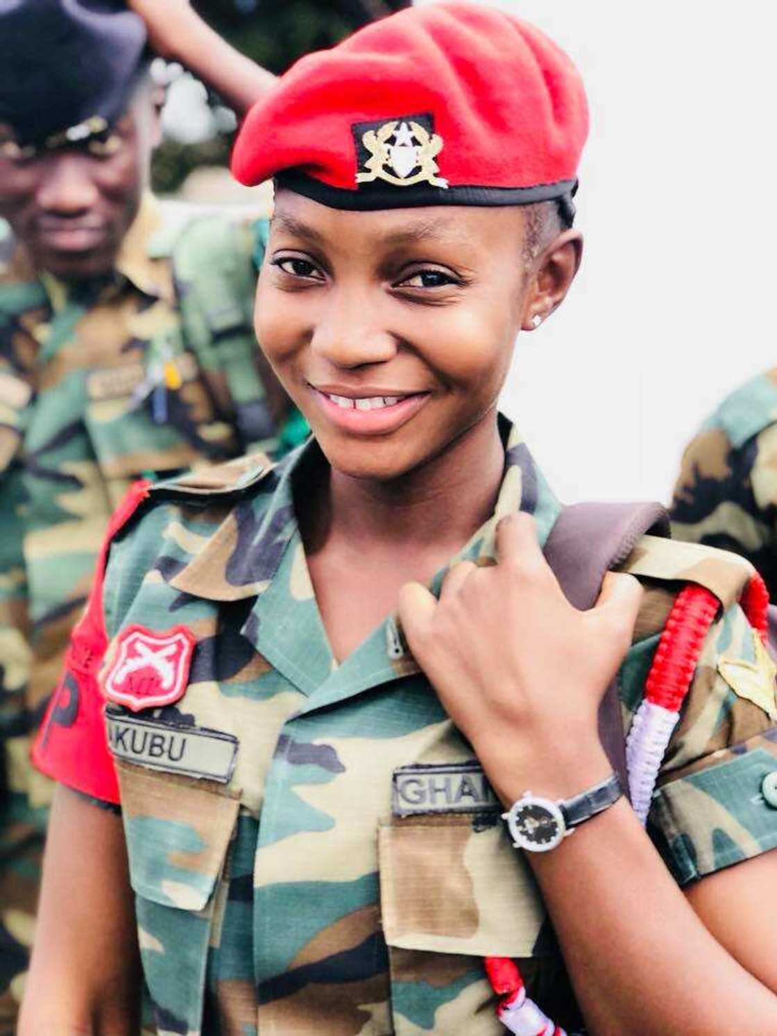 Meet Yakubu Shahada, the female military officer whose beautiful photos are causing confusion on social media Meet Yakubu Shahada, the female military officer whose beautiful photos are causing confusion on social media