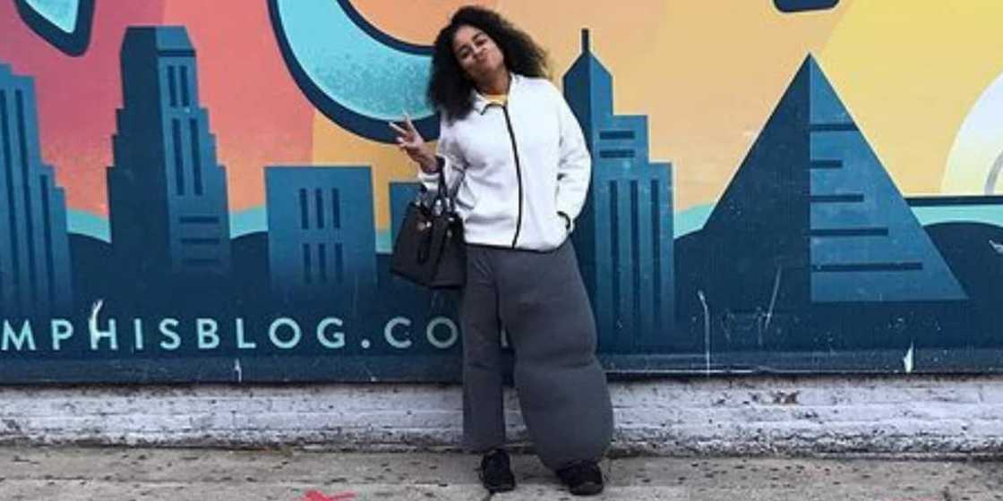 Lady Born With Lymphedema That Led to 45kg Leg Dreams of Being a Model Lady Born With Lymphedema That Led to 45kg Leg Dreams of Being a Model