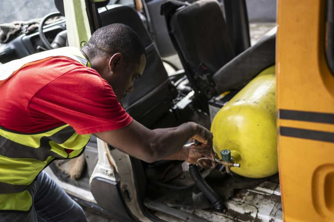 Nigeria's government wants to convert one million commercial vehicles to compressed natural gas by next year