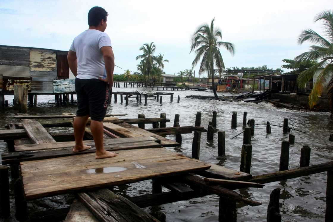 Storms swept away stilt houses in Maracaibo Storms swept away stilt houses in Maracaibo