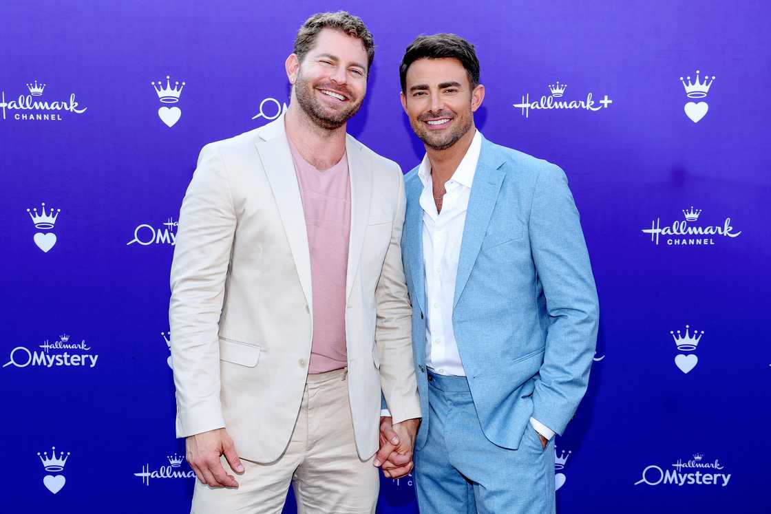 Jaymes Vaughan (R) and Jonathan Bennett (L) Jaymes Vaughan (R) and Jonathan Bennett (L)