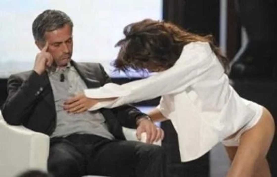 Lovely photos of Jose Mourinho and wife Matilde Lovely photos of Jose Mourinho and wife Matilde