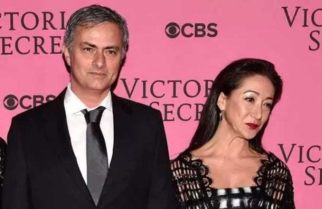 Lovely photos of Jose Mourinho and wife Matilde Lovely photos of Jose Mourinho and wife Matilde