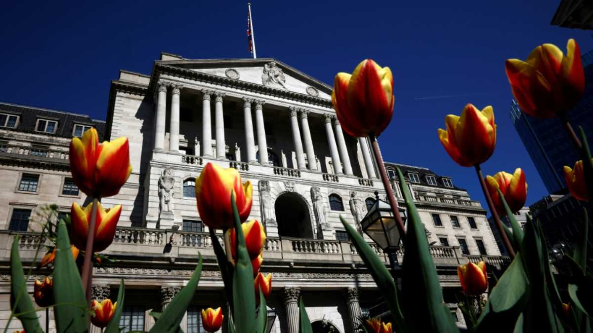 Bank of England set to cut rate amid Trump's tariffs