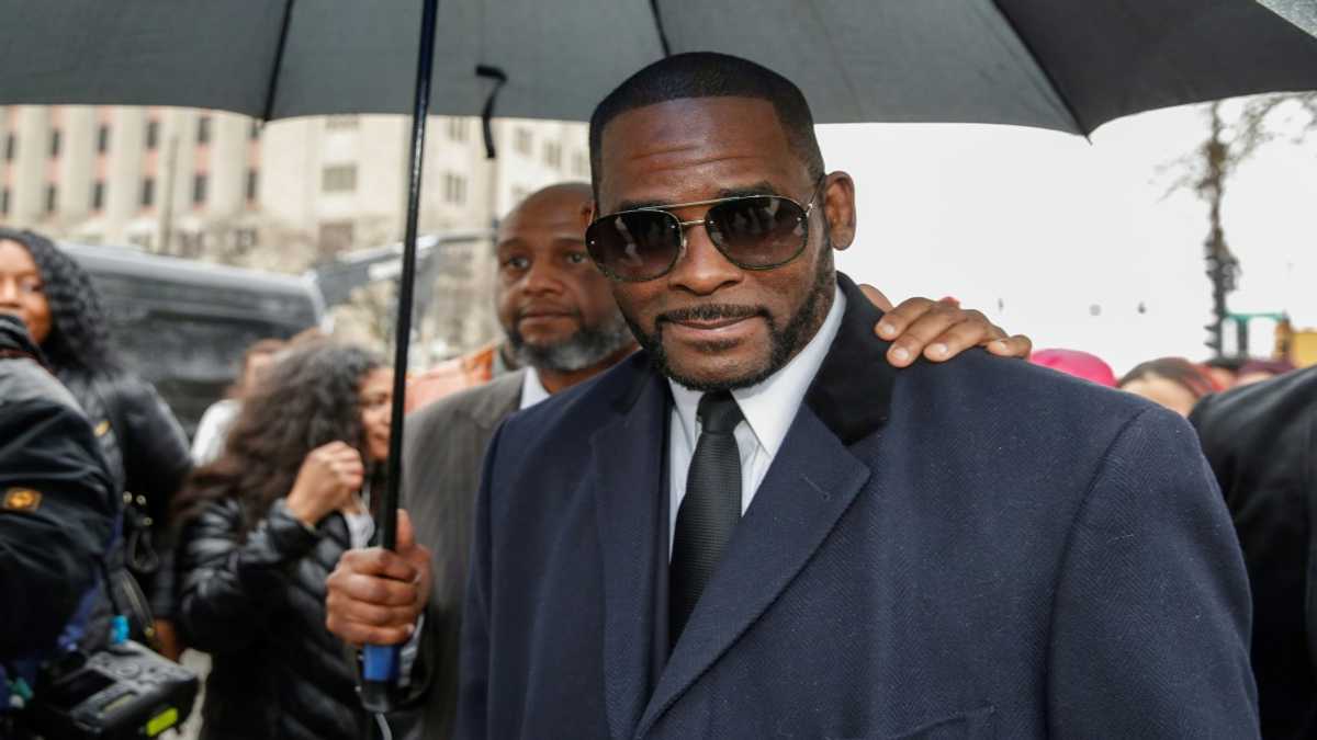 R. Kelly convicted of child pornography charges - YEN.COM.GH