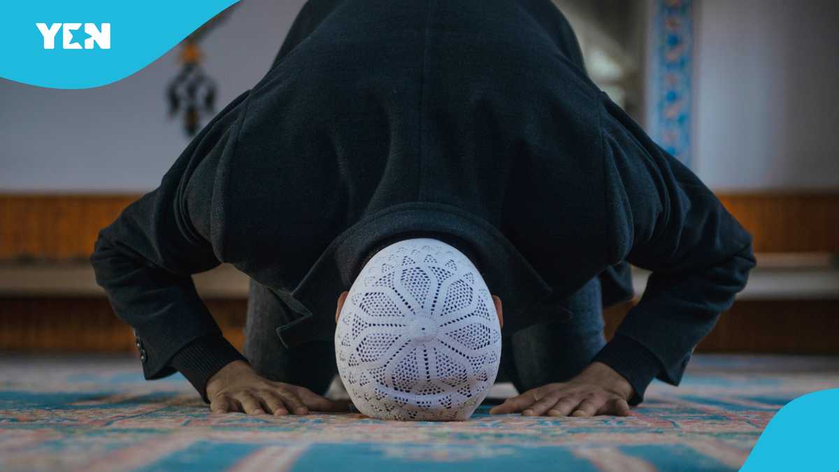 Imam sacked in Nigeria for campaigning for famous politician in the mosque
