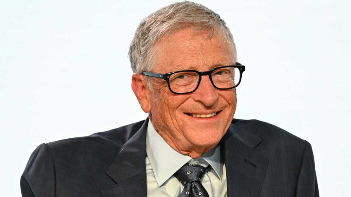 Bill Gates speeds up giving away fortune, blasts Musk