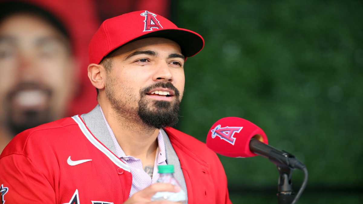 Anthony Rendon ethnic background, nationality, parents, Hispanic roots ...