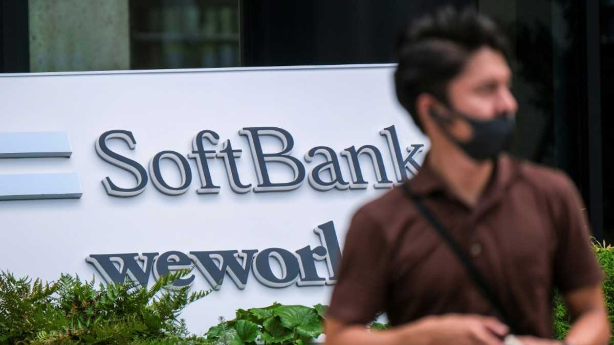 Tech firms lead Asian stock rout as AI bubble fears linger - YEN.COM.GH