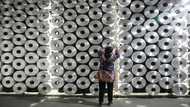 China retail sales show shaky economic recovery