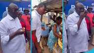 Vice president Bawumia enjoys hot Kofi Brokeman by the roadside during campaign trail, video trends