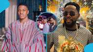 Patoranking spotted with Sharaf Mahama in Bukom, jams with the crowd