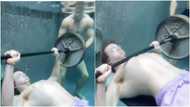 Young man wows many as he lifts weight under water effortlessly in video