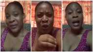 Pretty nurse lectures men and women on issues relating to staying healthy
