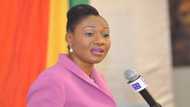 EC boss announces cancelation of accreditation fees for journalists during elections