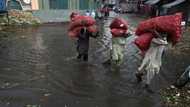 'Third' of Pakistan under water as flood aid efforts gather pace