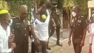 Video drops as Shatta Wale goes on his knees to apologize to police capos over commotion