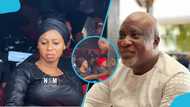 Fuming Adwoa Safo awkwardly greets Hopeson Adorye at late father’s 40-day memorial, video trends