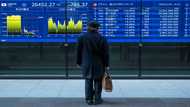 Asian stocks start week positively