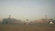 'Hazardous' smog chokes India's capital