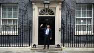 Ultra-rich UK PM to move into small Downing Street flat