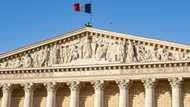 France hopes for 'ambitious' growth in budget plan