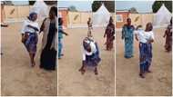 Mama is on fire: Christian mother in blue wrapper twerks & gives hot leg moves, dance video wows many