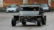 Building 'Mad Max' vehicles for Ukraine's fighters