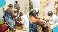 “Piaw”: Asantehemaa blesses Bawumia as she places hands on his head, photos emerge