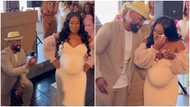 Pregnant lady gets proposed to at baby shower; cries like a baby in emotional video, peeps applaud