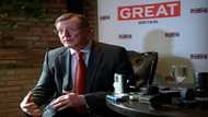 Northern Irish Nobel peace prize winner Trimble dies