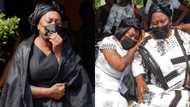 “Eii acting paa be this” - Fans say over behaviour of Afia Schwar and mum at her father’s funeral